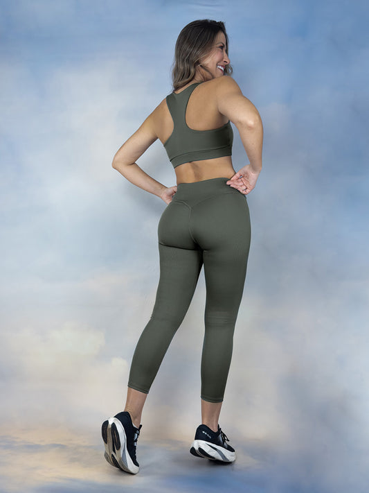 Conjunto deportivo en jacqard para dama