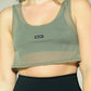 Camiseta deportiva en malla tipo crop top / Descuento