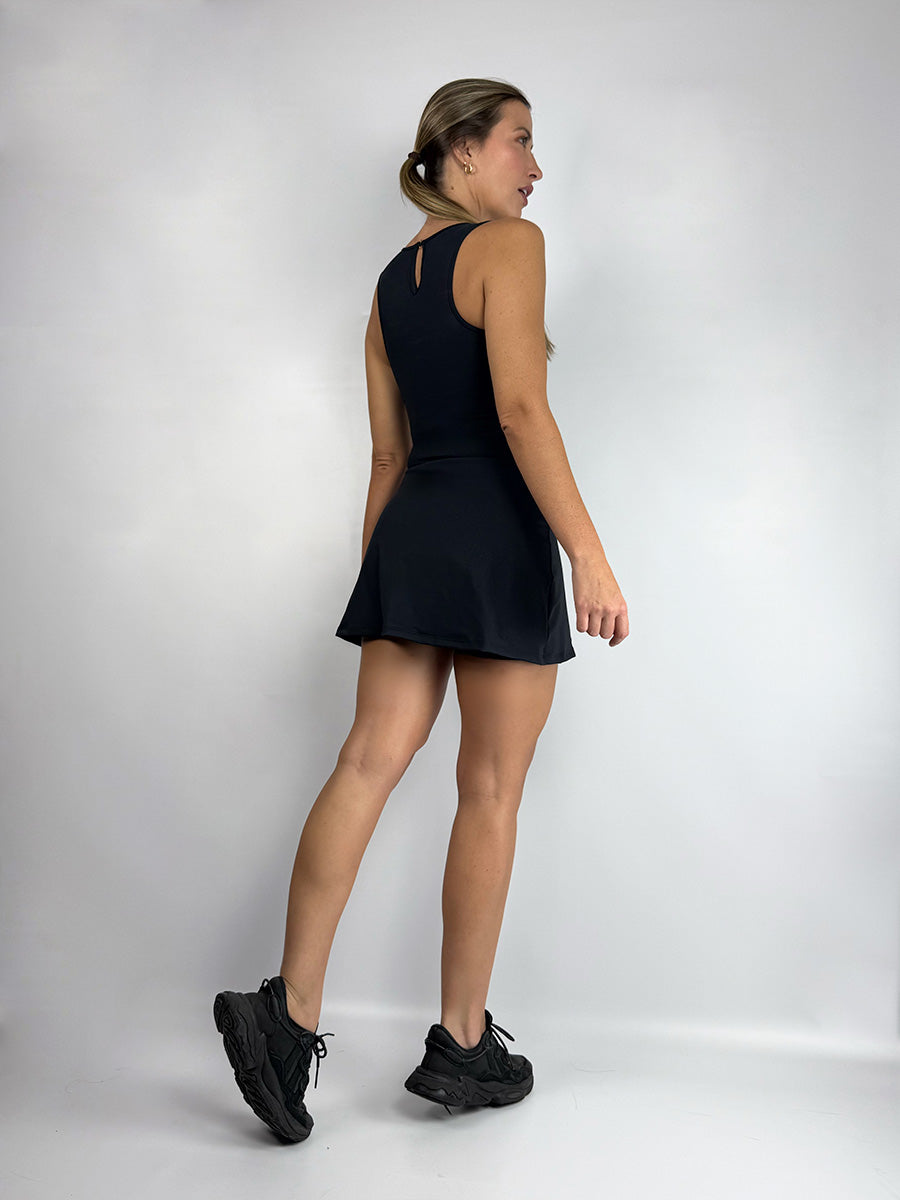 Vestido deportivo con short interno